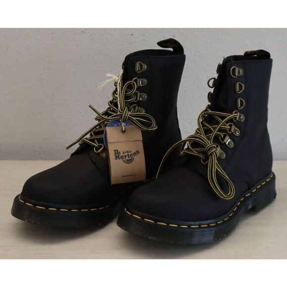 Dr. Martens Women's Sz 6 Black 1460 Pascal Wanama 8-Eyelet Combat Boots - Picture 1 of 7